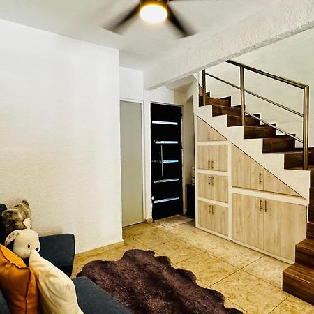 Franks House "Shared House" Appartement Cancún Buitenkant foto